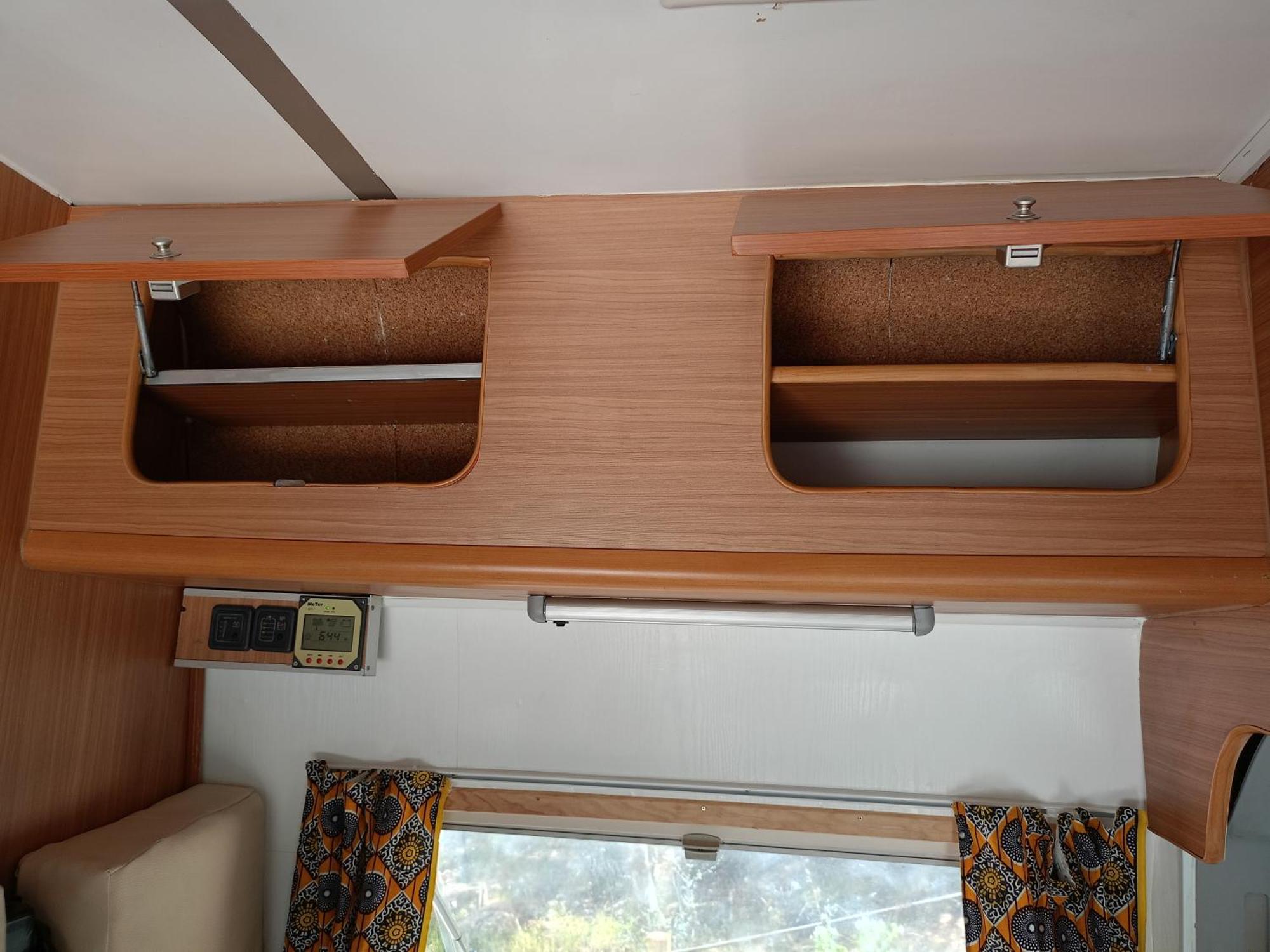 Campingplasser Furgoneta Camper Gran Volumen *